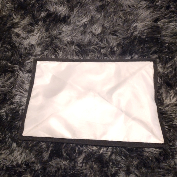 New!! Foldable Flash Softbox For On Camera Flash/Speedlight Diffusion - Picture 2 of 4